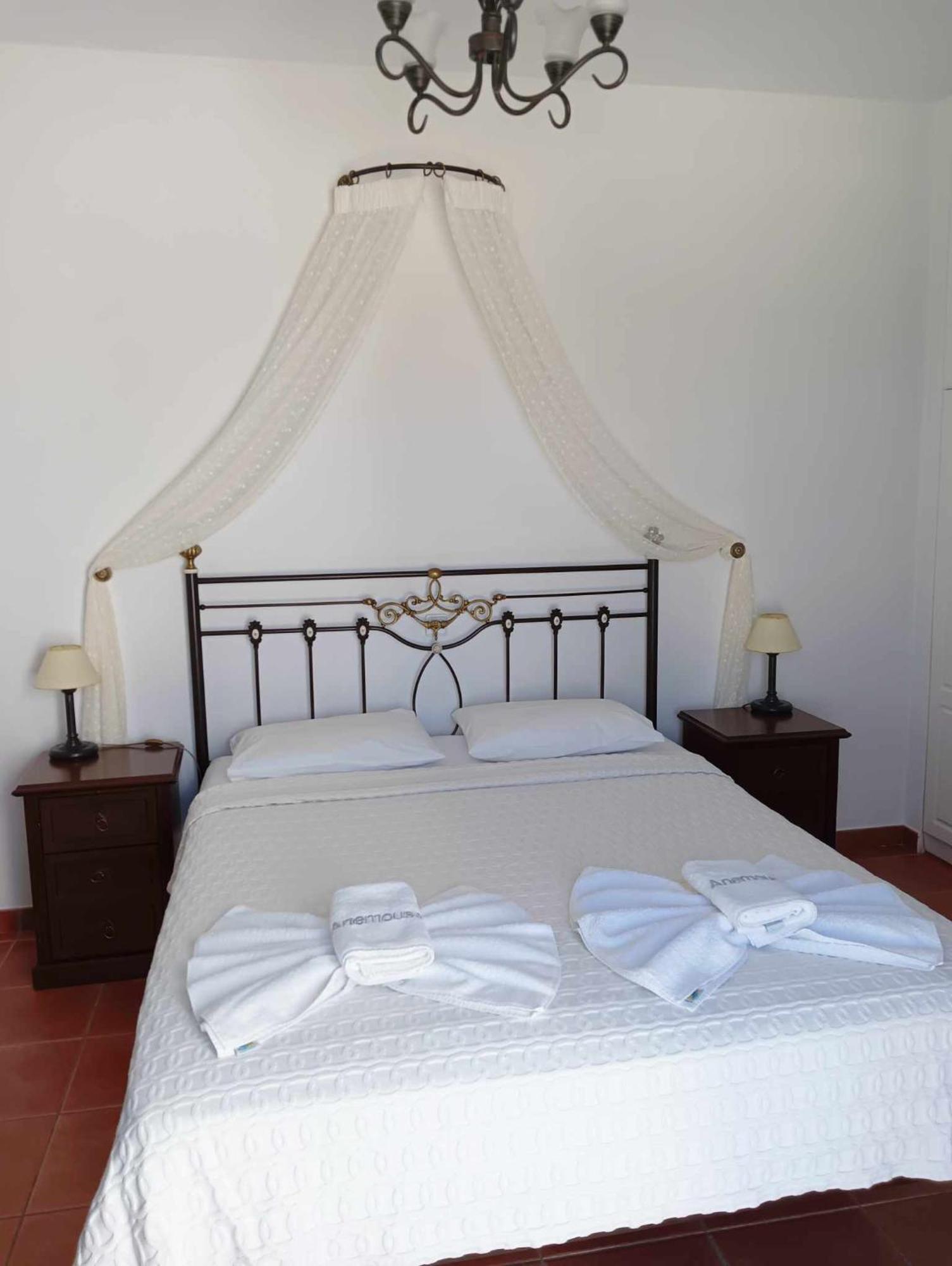 Anemousa Hotel Folegandros Town Luaran gambar